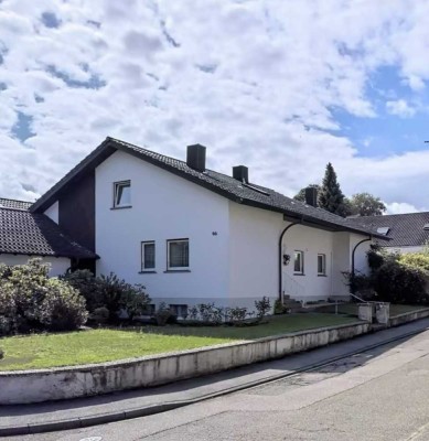 Ansprechendes Haus mit 4 Schlafzimmern und Einbauküche in Baden-Baden-Steinbach