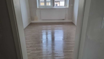Vollständig renovierte 3,5-Zimmer Wohnung mit EBK in Neustadt an der Weinstraße