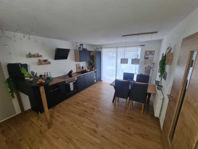 Großzügige 3 Zimmer Wohnung