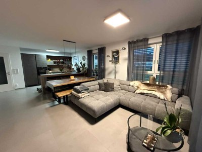 Schöne 3 - Zimmer - Wohnung in der Wohnanlage "Knoglerhof" in Emmerting (Wohnung 17)