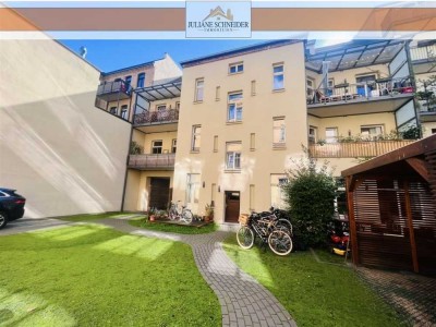 RESERVIERT - LEERSTEHEND - 4-Raum-Altbauwohnung mit Balkon, Gäste-WC & Parkett im Leipziger Zentrum