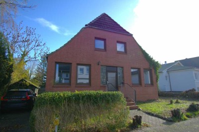 Einfamilienhaus mit großem Potenzial – Rohbau zur individuellen Fertigstellung in Nordhastedt