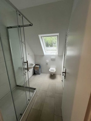 Ansprechende, vollständig renovierte 3-Zimmer-Wohnung zur Miete in Solingen
