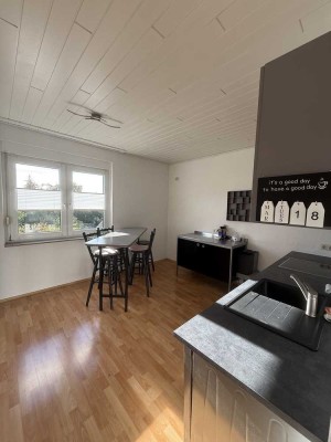 Ab sofort! 2-Zimmer Wohnung in Voxtrup 1.OG Einbauküche mit Spülmaschine, PKW-Stellplatz im Hof