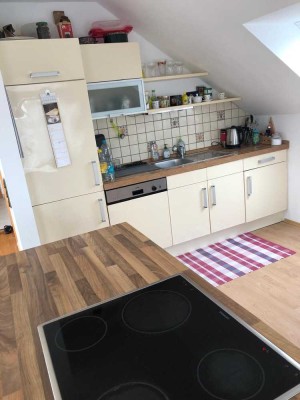 Helle 2-Zimmer Dachgeschosswohnung in Gochsheim