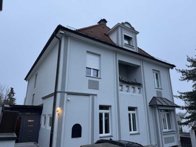 Zentrumsnahe 4-Zimmer Maisonette-Wohnung mit Dachterrasse in bester Lage von Iserlohn