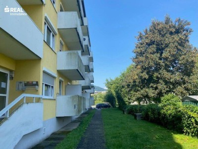 Gut vermietete Kleinwohnung mit Balkon und Schlossbergblick!