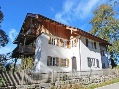 Top renoviertes Jahrhundertwendehaus in Alleinlage