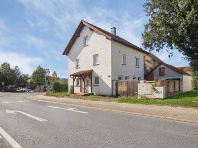Renovieren &amp; Einziehen: Saniertes Einfamilienhaus aus 2000 in zentraler Lage von Werl