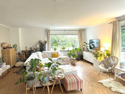 Exklusive 5-Zimmer-Wohnung mit drei Balkonen in begehrter Lage von Othmarschen