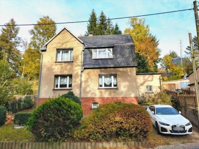 Uriges Einfamilienhaus mit Blick ins Grüne