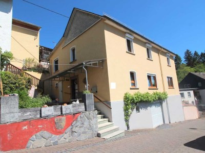 Sehr gepflegtes EFH ca. 121 m² am Hang in Wasenbach mit Aussicht | Selbst bewohnen oder Anlage