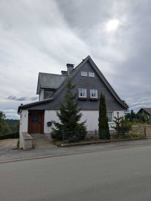 Renoviertes Einfamilienhaus mit 5 Zimmern in Winterberg