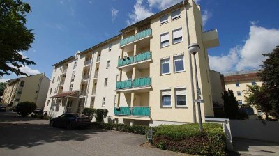 Modernisierte 2 Zimmer-Wohnung mit Balkon