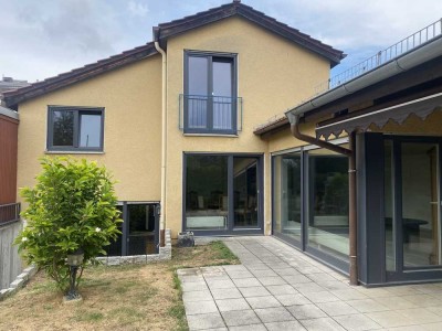 Ein Haus mit Geschichte und Herz - freistehendes Winkelhaus in Böblingen/Diezenhalde