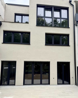 Reihenmittelhaus mit exklusiver Ausstattung und traumhaftem Naturblick, Erstbezug und Einbauküche