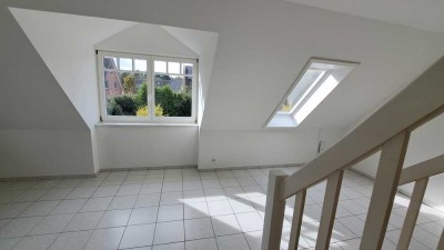 Modernisierte 2,5-Zimmer-Wohnung mit Balkon in Tremsbüttel