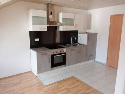 Stilvolle 2-Zimmer-DG-Wohnung in Karlsruhe