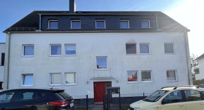 MODERNES MEHRFAMILIENHAUS