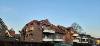 Wunderschöne 2-Zimmer- Erdgeschosswohnung mit Garten im Zentrum von Disteln zzgl. Garage