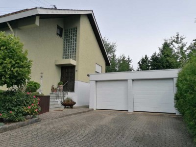 Schöne 4-Zimmer-(Terrassen)wohnung mit Balkon und EBK in Hardheim-Schweinberg