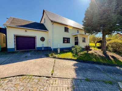 Zweifamilienhaus mit gepflegten Garten unweit von Löbau