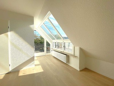 � Helle WBS-Seniorenwohnung mit Balkon & Aufzug -WBS erforderlich