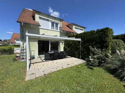 Ihr neues Familienglück in Esslingen - Moderne Doppelhaushälfte mit Garten, Terrasse & Stil