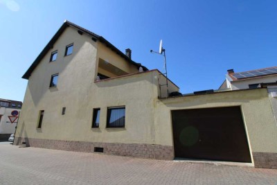 Zweifamilienhaus mit neuer Wärmepumpe in naturnaher Lage zur flexiblen Nutzung