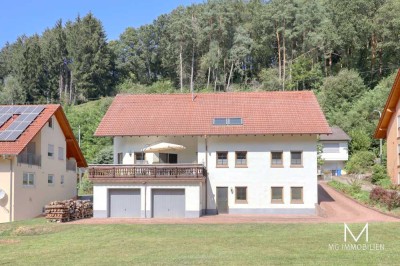 MG - Obernheim-Kirchenarnbach: Großzügiges Ein- / Zweifamilienhaus mit Doppelgarage und großem Garte