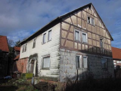 Einfam.haus mit Scheune, Stallung u. groß. Grundst. san.bed. in Steinau a.d. Strasse Ortsteil