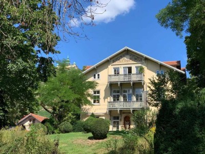 Hochwertig möblierte Wohnung in den Weinbergen