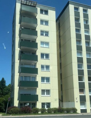 Freundliche und gepflegte 3-Zimmer-Wohnung mit Balkon in Marienheide