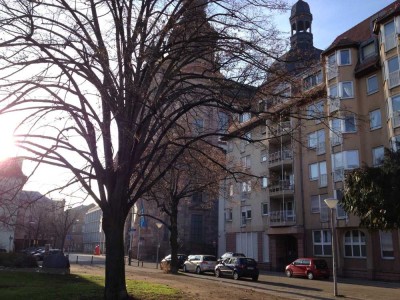 Am schönen Schillerplatz, zentral und modern