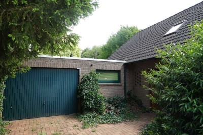 ***Schönes Einfamilienhaus  mit Garage und großem Garten in Diepholz zu verkaufen***
