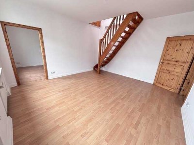 Frisch renovierte DG-Maisonette-Wohnung im ruhigen Seitenhaus in Magdeburg