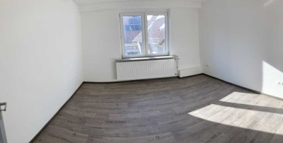 Frisch renovierte Wohnung, WG geeignet