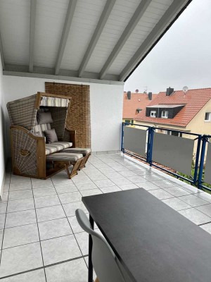 Teilmöblierte und renovierte  2-Zimmerwohnung mit traumhaften großen Balkon!