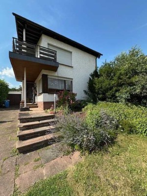 Kleines Einfamilienhaus mit tollem, großen Grundstück  in 52372 Kreuzau