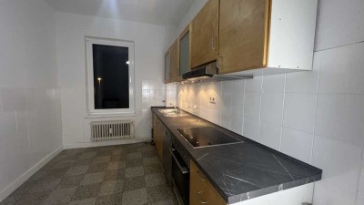 Helle 3 Zimmer Wohnung - WG Geeignet