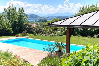 Wohnen mit Weitblick – Traumhaftes Einfamilienhaus mit Pool, Nähe Mattsee
