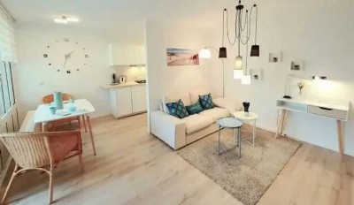 2 Zimmer Wohnung Möbliert mit Balkon nähe BER/Tesla