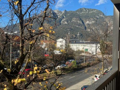 2- Zimmerwohnung in zentraler Lage, mit traumhaften Ausblick!