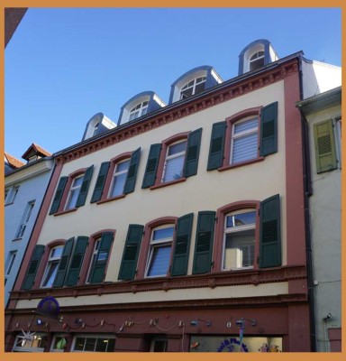 Modernes Wohnen über den Dächern der Altstadt – Stilvolle 2,5-Zimmer-Maisonette-Wohnung in Offenburg