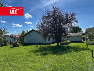 Sanierungsbedürftiger Bungalow auf traumhaften Grundstück-
in bester Wohnlage von Bad Birnbach in