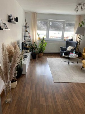 Große, helle Wohnung im Herzen von Dreieich