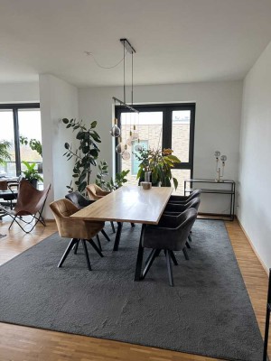 Moderne 2-Zimmer-Wohnung mit Loggia
