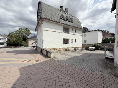 Renditestarkes Mehrfamilienhaus in Lauflage zum Bahnhof, bereits nach WEG aufgeteilt