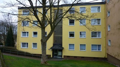 Helle 2 Zimmer Wohnung mit Balkon und Keller im 2. OG