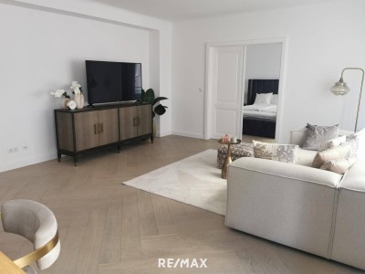 Stephansdom um die Ecke. Komplett saniert / nagelneu. 3-4 Zimmer Wohnung.